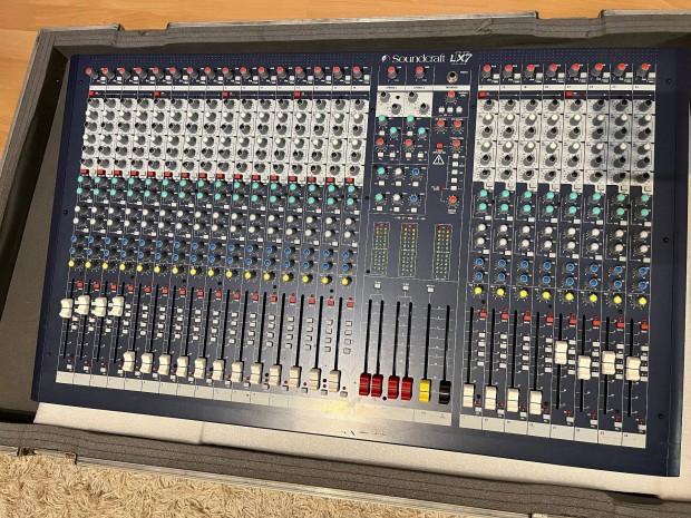 Soundcraft Spirit LX7ii V2 kever, keverpult, zenekari