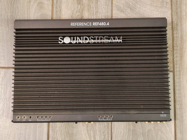 Soundstream Reference REF480.4 profi autós erősítő
