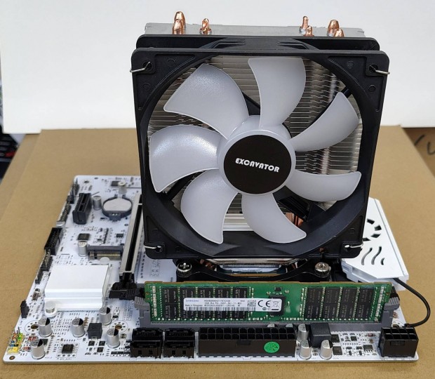 Soyo SY-X99 Tuning Alaplap+Intel Xeon E5 2680 V3 12mag +16GB DDR4+Hüté