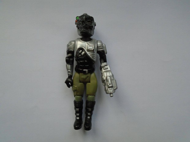 Space Precinct Cyborg figura