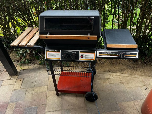 Spacemaker gáz grill kocsi BBQ sütő kerti gázgrill