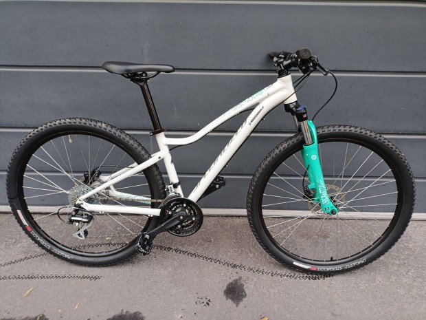 Specialized 27,5 trcsafkes mtb kerkpr ni gyerek gyermek