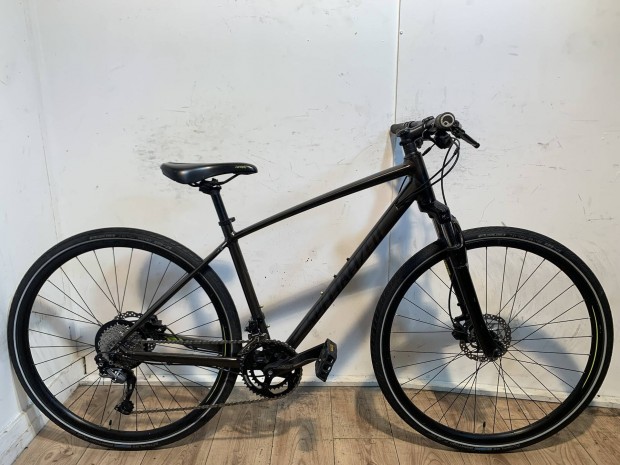 Specialized Crosstrail Sport kerkpr