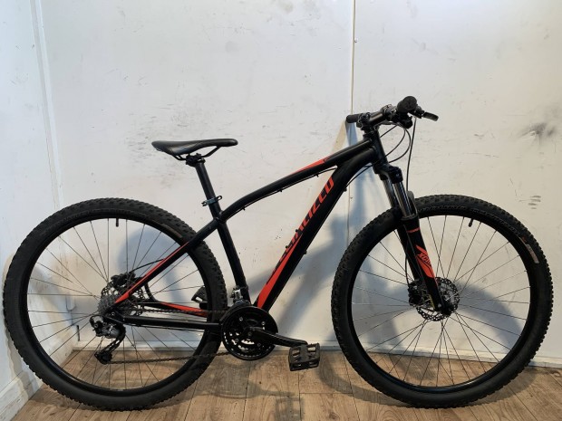 Specialized Rockhopper Sport 29er Hardtail MTB kerkpr