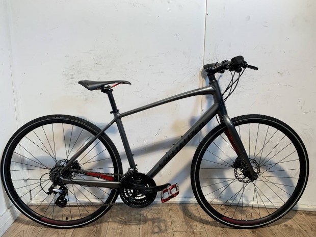 Specialized Sirrus Disc Ni kerkpr