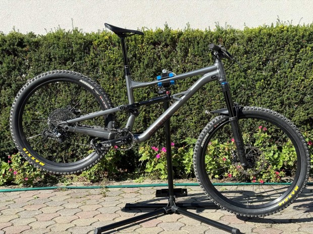 Specialized Status 160 "L" S4 fully enduro dh