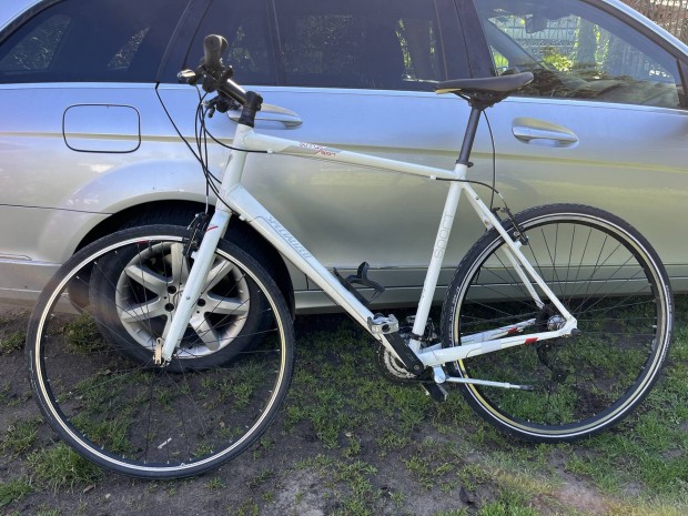 Specialized sirrus sport mtb országúti kerékpár bicikli