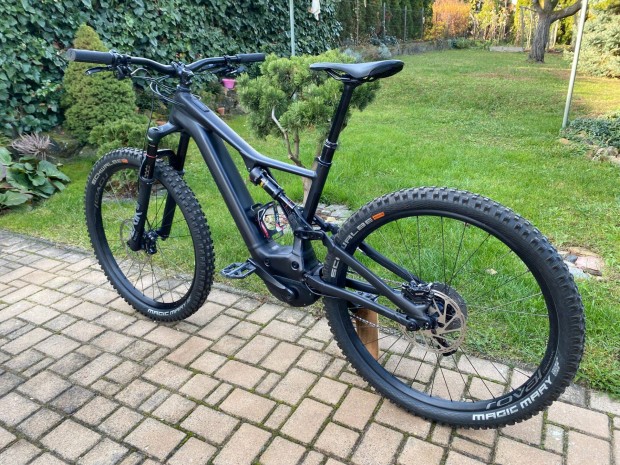 Specialized turbo levo 700wh + 252wh ebike