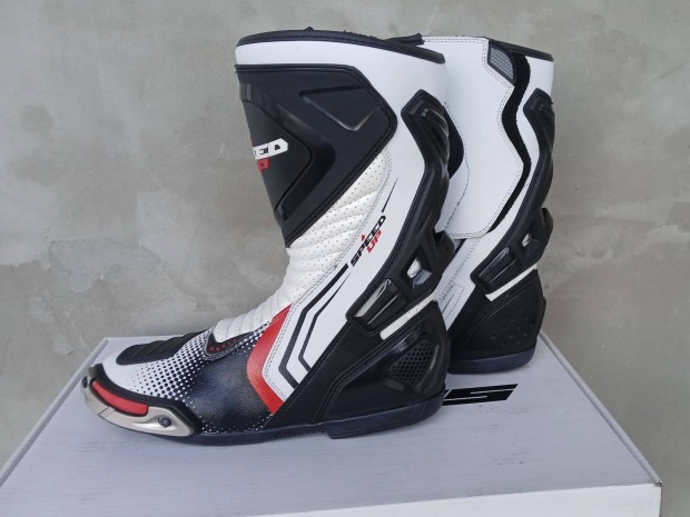 Speed UP Wasp motoros sportcsizma Fekete/Fehr/Piros 40-es j