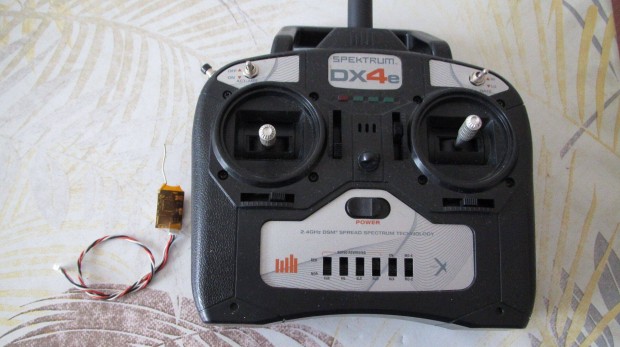 Spektrum DX4e RC modell tvirnyt