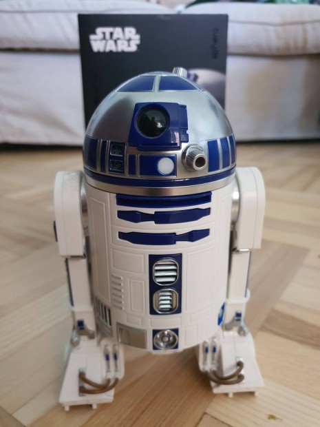 Sphero R2-D2 tvirnythat robot