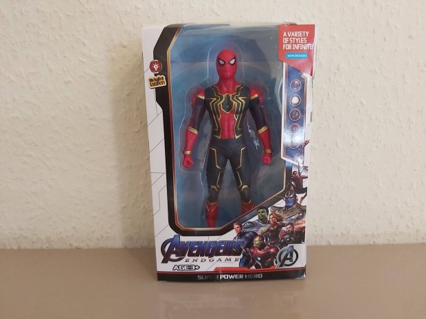 Spiderman Pkember Marvel figura 17cm dobozzal j Kszleten Avengers