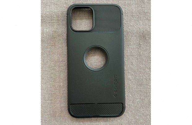 Spigen Rugged Armor, fekete tok iphone 12 / 12 Pro