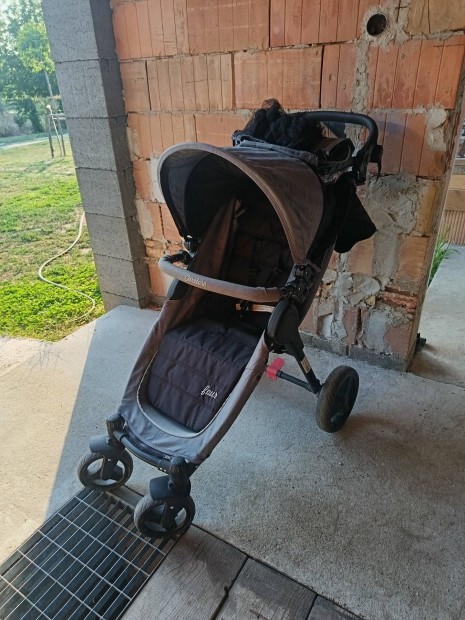 Sport babakocsi Caretero