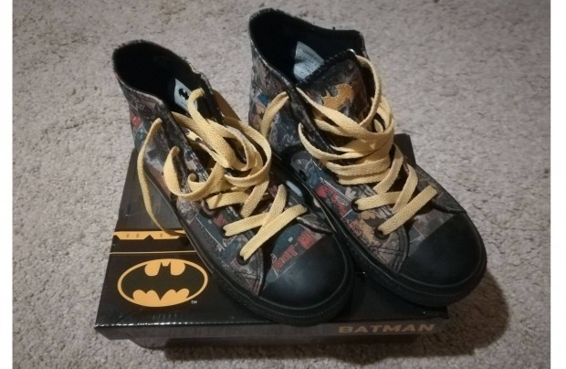 Sportisimo Warner Bros Sneakers Batman Comics tornacip 32 mret j