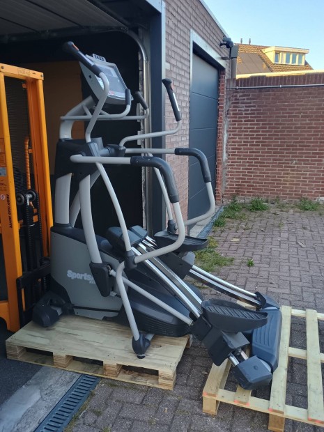 Sportsart S770 Pinnacle Trainer, elliptikus tréner