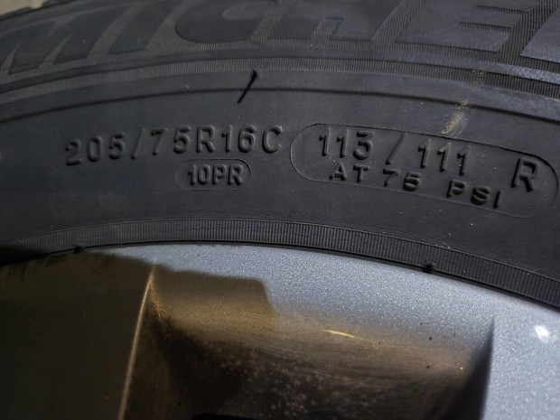 Sprinter crafter felni gumival