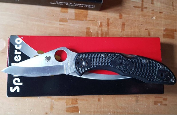 Spyderco Delica 4