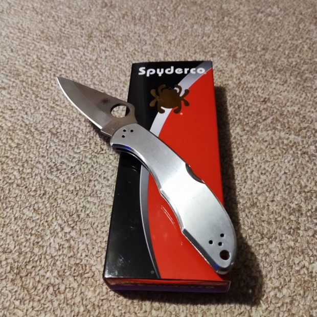 Spyderco Delica 4