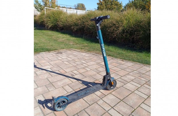 Sqflow elektromos roller teljesen �j akksiszettel, vez�rl�ssel elad�