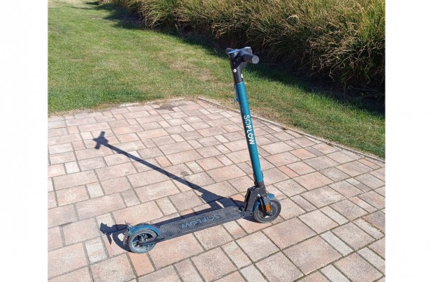 Sqflow elektromos roller teljesen �j akksiszettel, vez�rl�ssel elad�