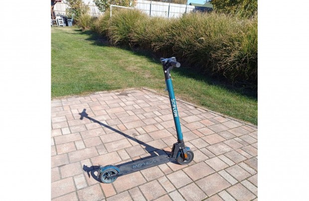 Sqflow elektromos roller teljesen �j akksiszettel, vez�rl�ssel elad�