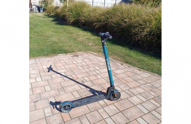 Sqflow elektromos roller teljesen �j akksiszettel, vez�rl�ssel elad�