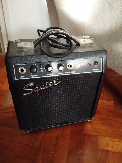 Squier 10w-os gitrkombo elad 