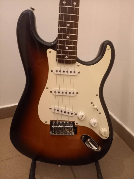 Squier By Fender stratocaster Elektromos gitr