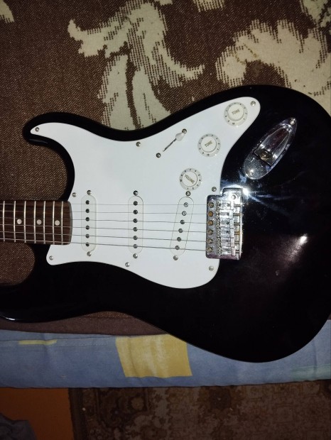 Squier Infinity elad