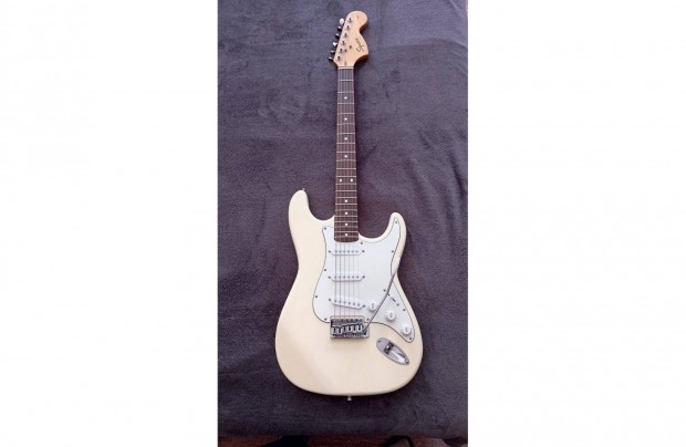 Squier Stratocaster by Fender Affinity elektromos gitr