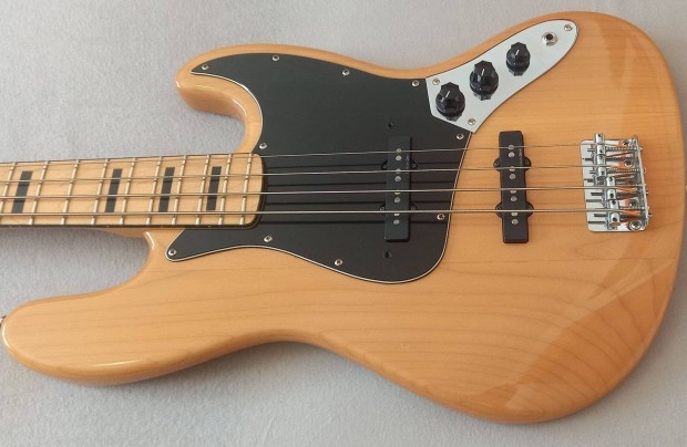 Squier Vintage Modified Jazz Bass basszusgitár