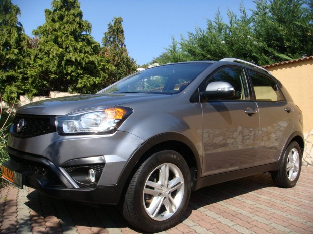 Ssangyong Korando 2.0 e-Xdi DLX Plus AWD (Autom...