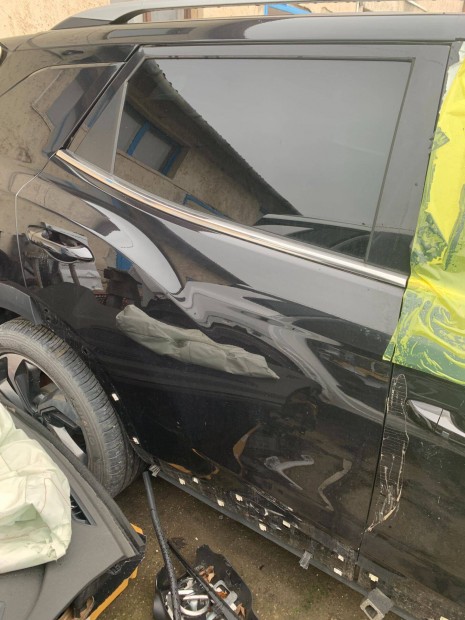 Ssangyong Korando Ajt� Jobb h�ts�