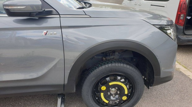 Ssangyong Korando IV C300(2019 - 2026) vékony pótkerék mankókerék szet