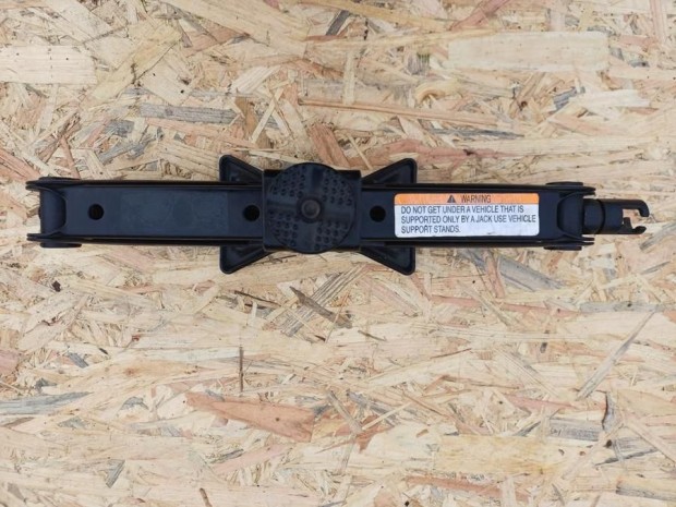 Ssangyong Kyron (2005-2014) Emel