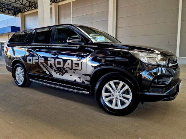 Ssangyong Musso Grand 2.2 e-Xdi Premium 4WD Nem...