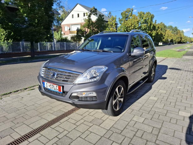 Ssangyong Rexton 2.2 e-Xdi DLX Plus 4WD (Automa...