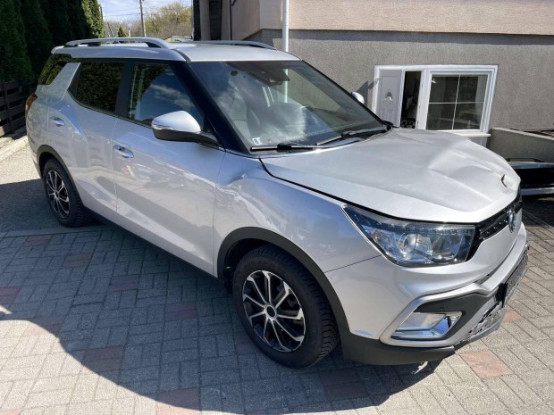 Ssangyong XLV 1.6 e-XGI DLX Plus