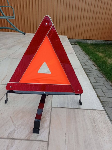 Stabil elakadásjelző dobozban
