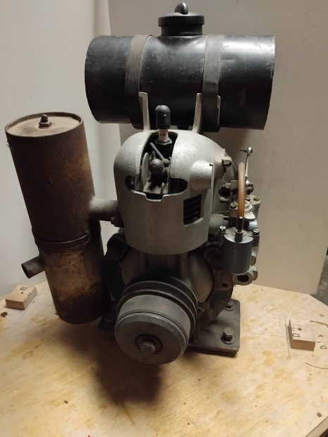 Stabilmotor elad.