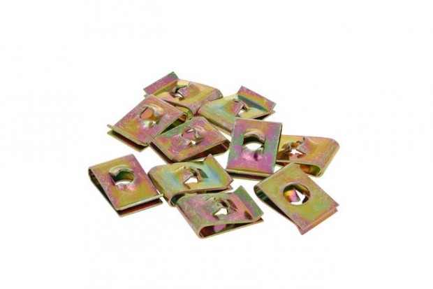 Standard Parts burkolat r�gz�t� csipeszek - 10 db (csavar �tm�r�je 3-4