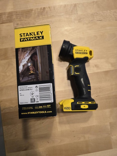 Stanley fatmax 20v lampa