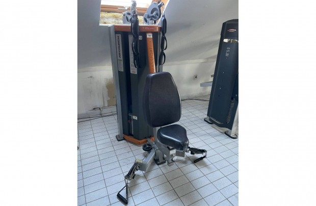 Star TRAC Humansport Kombinált Lapsúlyos Has-Kar Gép