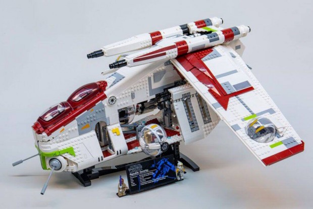 Star Wars 75309 Kztrsasgi hadihaj Republic Gunship lego UCS j