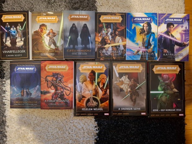 Star Wars Kztrsasg fnykora knyvek s kpregnyek