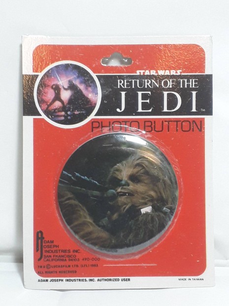 Star Wars Vintage ROTJ Photo Button Chewbacca 1983 Sealed