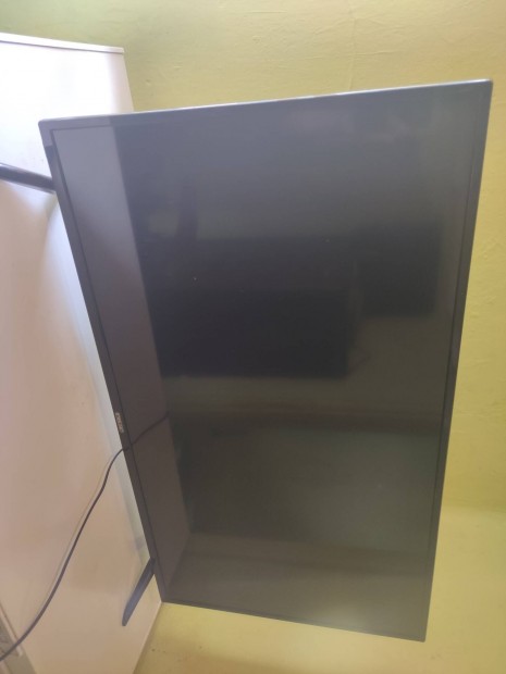 Star light 102vm LED tv (hibs)