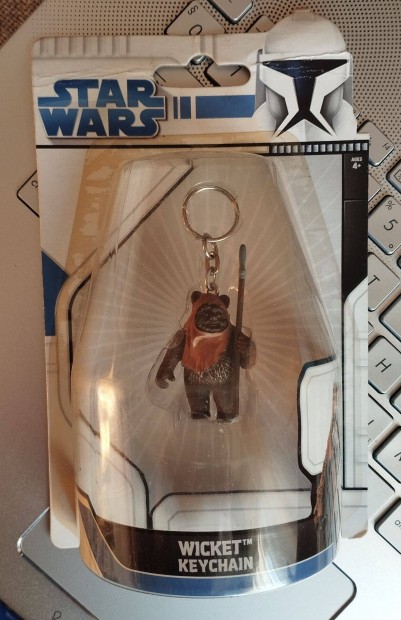 Star wars kulcstartk Wicket s R2-D2 elad