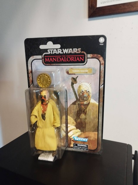 Starwars Tusken Raider bontatlan dobozos uj figura eladó